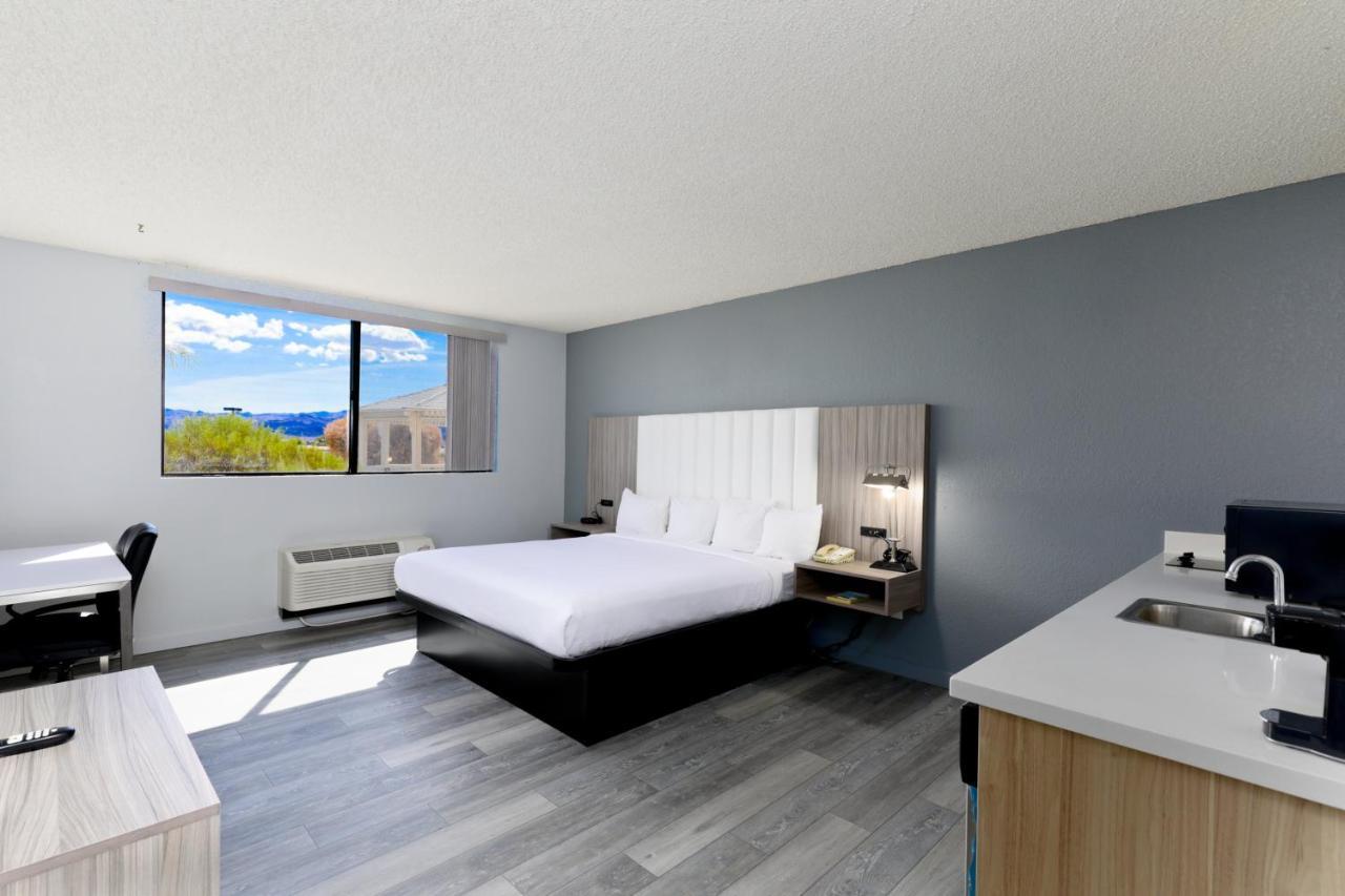 Studio 6 Suites Lake Havasu City Az Екстер'єр фото