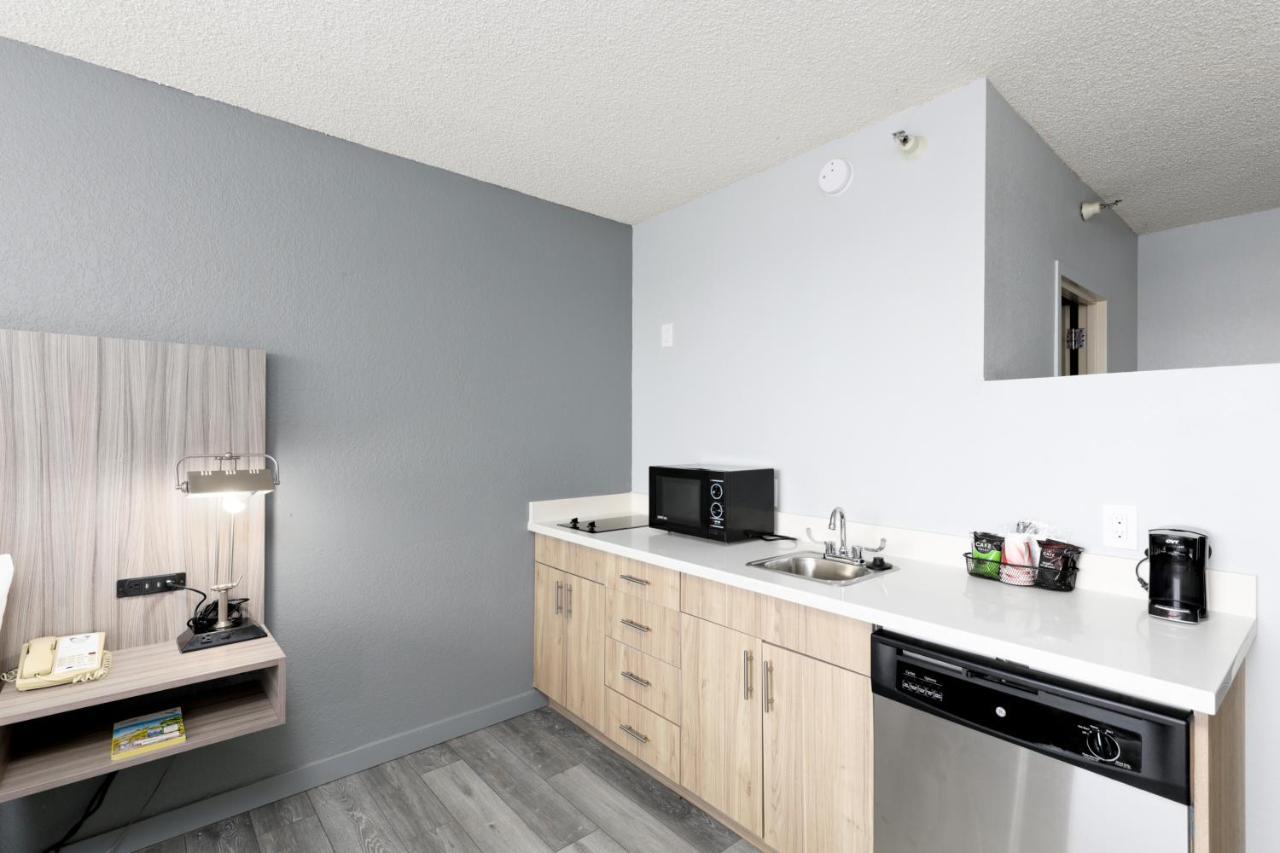 Studio 6 Suites Lake Havasu City Az Екстер'єр фото