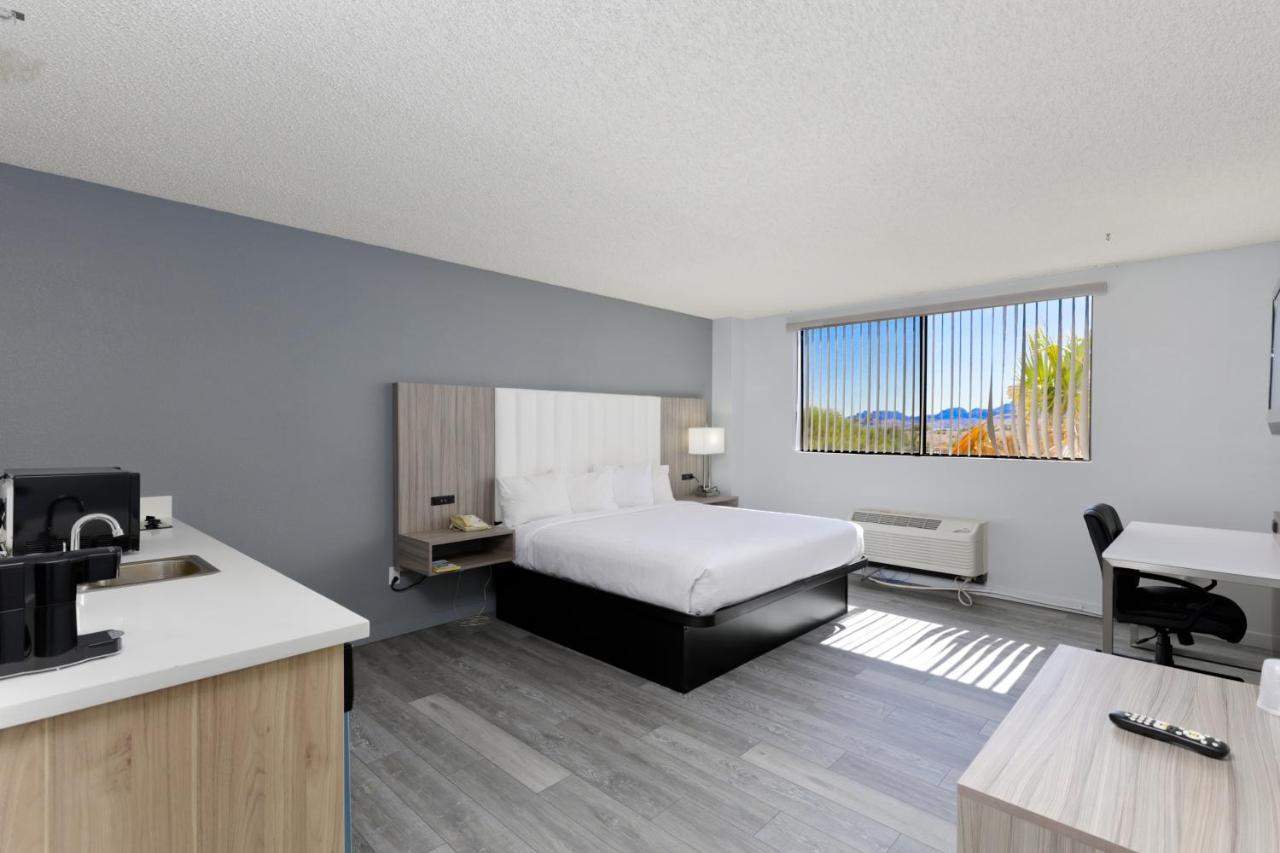 Studio 6 Suites Lake Havasu City Az Екстер'єр фото