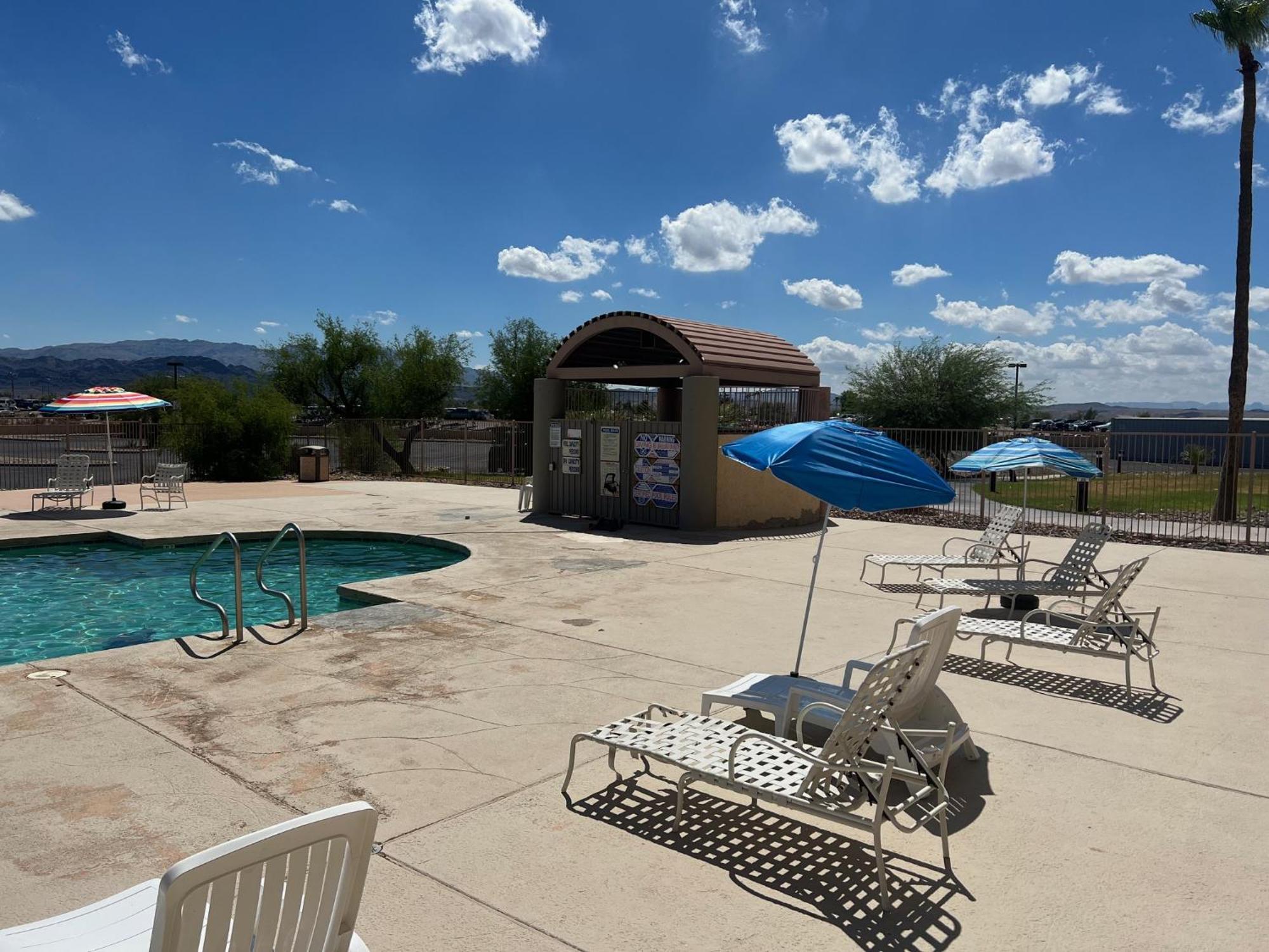 Studio 6 Suites Lake Havasu City Az Екстер'єр фото