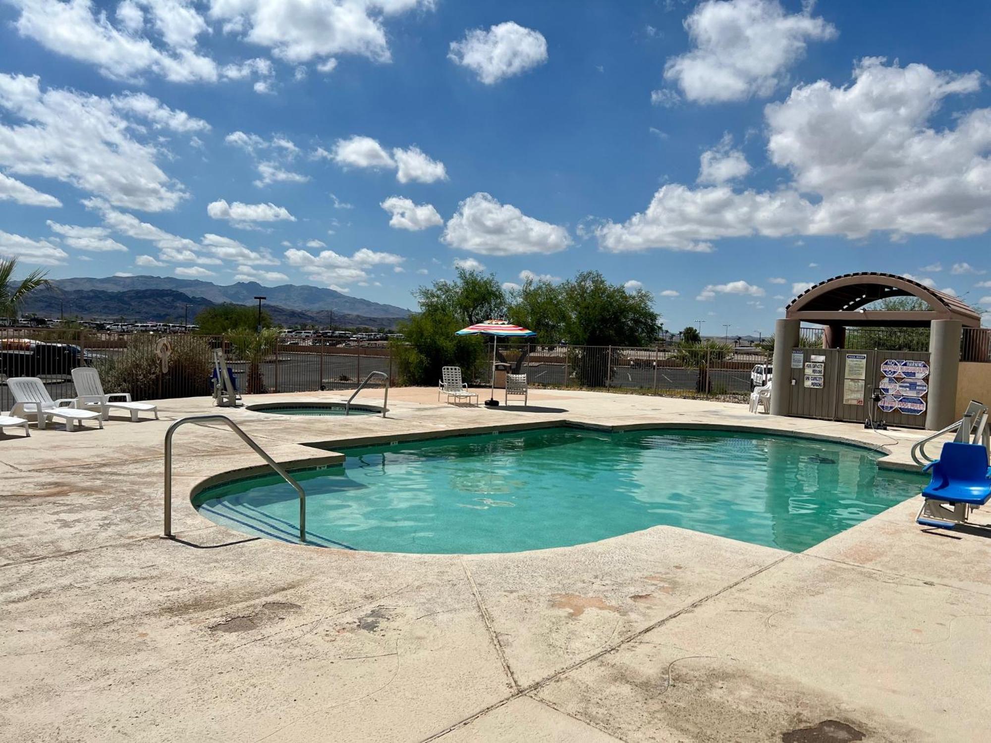 Studio 6 Suites Lake Havasu City Az Екстер'єр фото