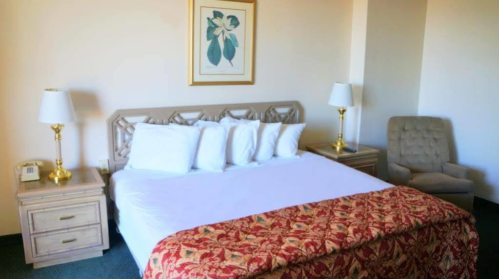 Studio 6 Suites Lake Havasu City Az Екстер'єр фото
